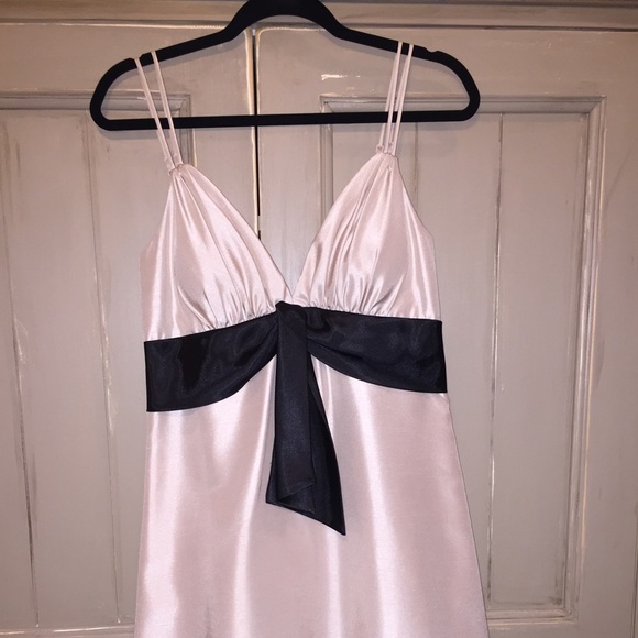 Ivory/Black Silk Dress - Picture 2 of 5